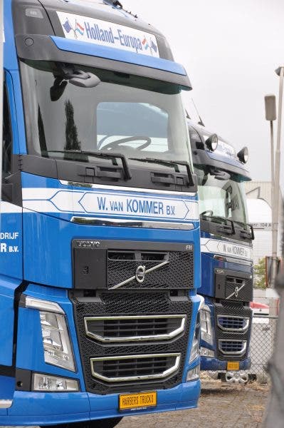 Frontplast/Skilt til montering i fronten på Volvo FH4